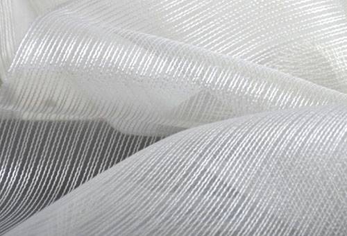 Synthetic tulle
