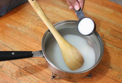 Svārku cietes šķīdums