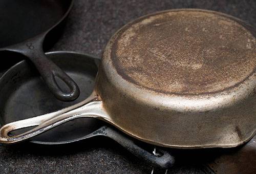 Cast iron cookware