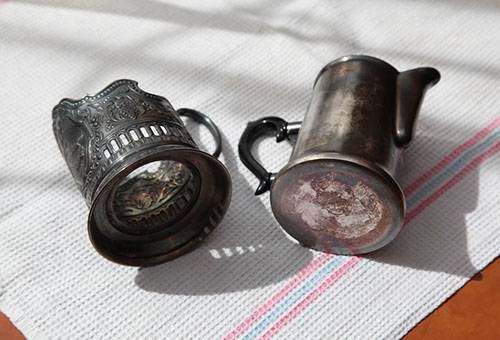Darkened cupronickel ware