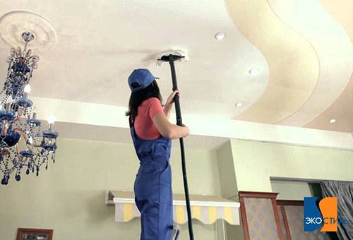 Dry cleaning stretch ceiling