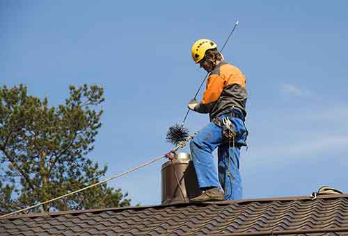 Chimney cleaning in the bath