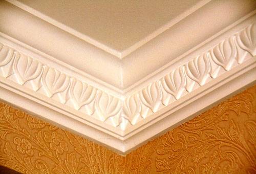 Corner Skirting Board