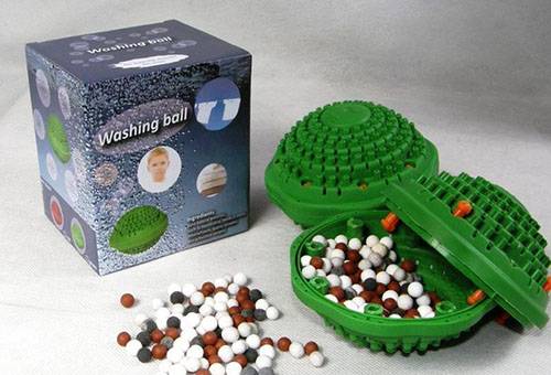 Tourmaline ball for washing clothes