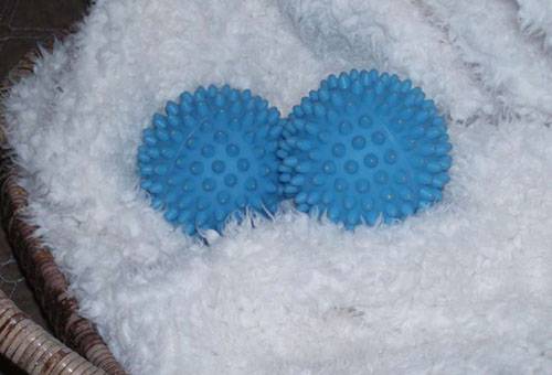 Balls-hedgehogs for washing clothes