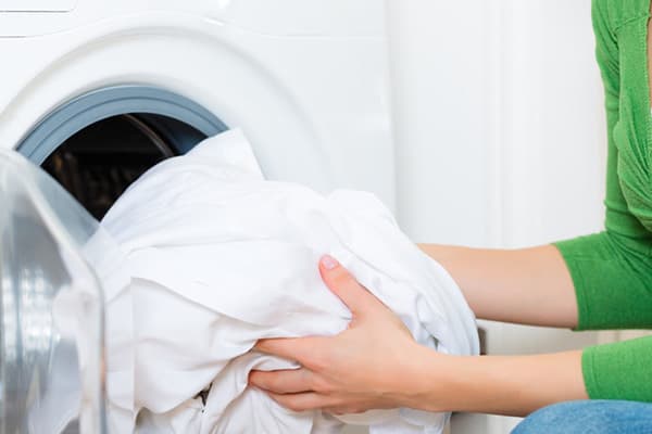 Washing white things in the washing machine