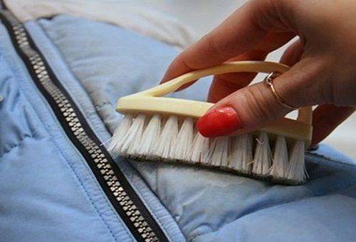 brushing down jacket