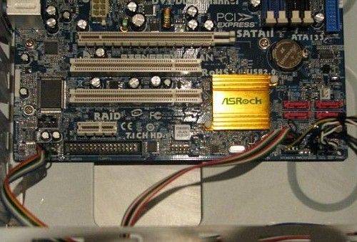 connecting the power cable to the motherboard