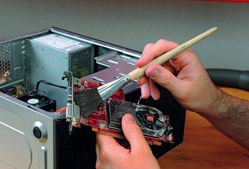 computer board cleaning
