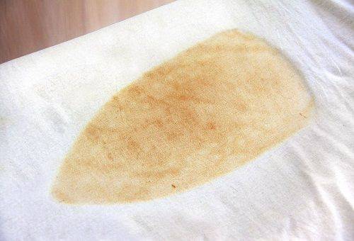 trace of iron on fabric
