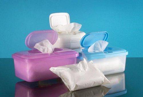 wet wipes