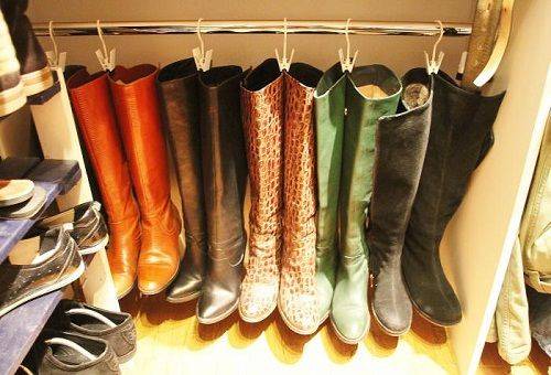 hanger for boots