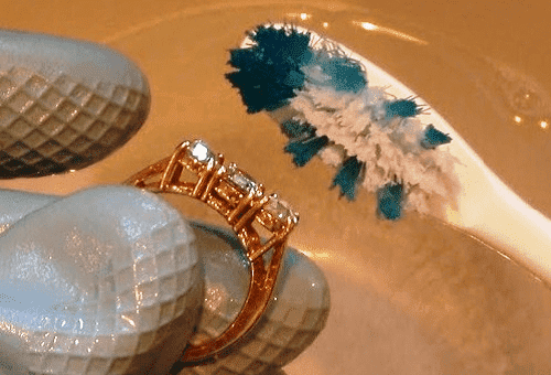 ring cleaning