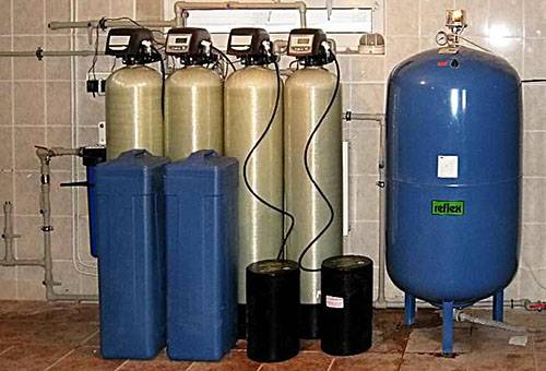 Aizpildīšanas filtrs ar aizpildīšanas sistēmu