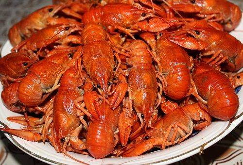 boiled crayfish