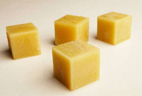 Wax cubes
