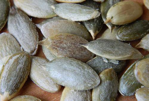 Peeled pumpkin seeds