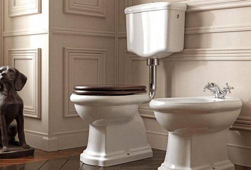 Retro style toilet