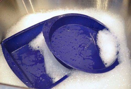 silicone mold cleaning