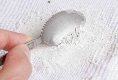 Spot Removal Using Powder Bleach