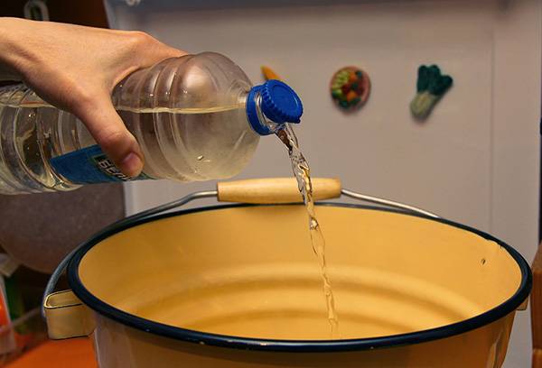 Preparation of a solution of White