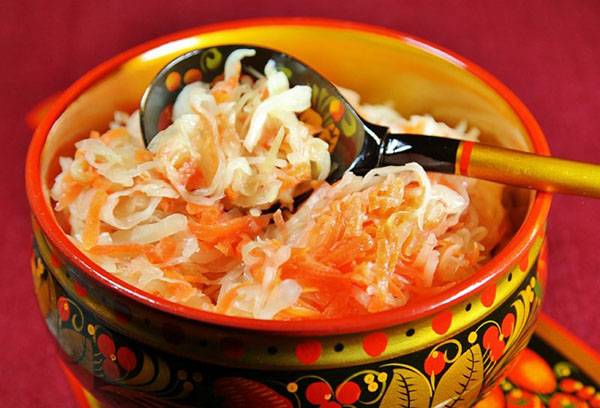 Sauerkraut in a painted bowl