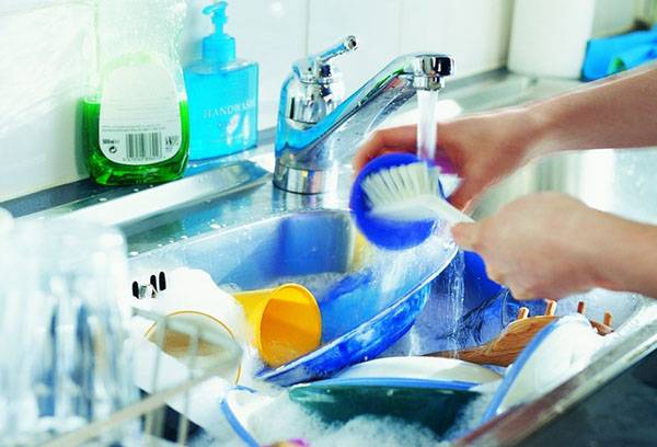 Washing dishes