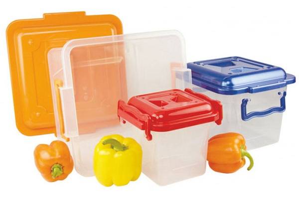 Plastmasas trauki