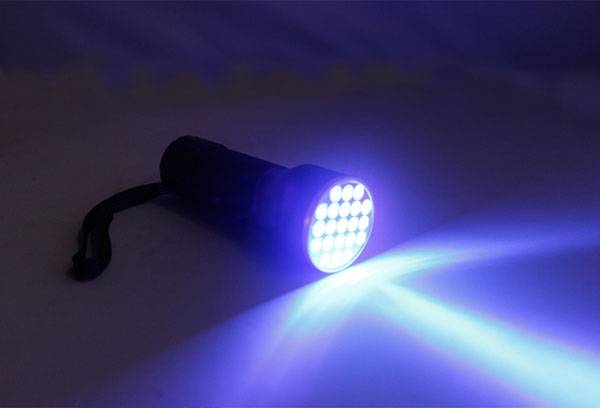 Ultraviolet lamp
