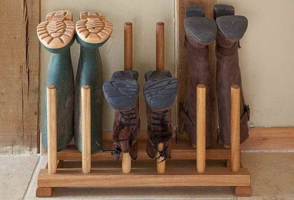 hanging boots