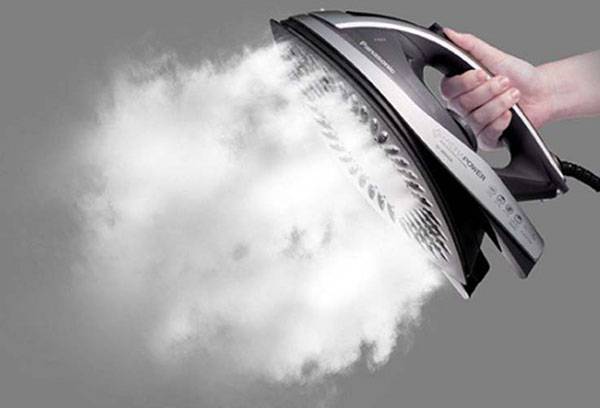 Steam iron