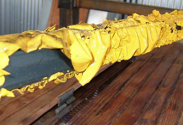 The result of the action of the wash on the paint for metal