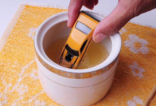 Powder paint removal
