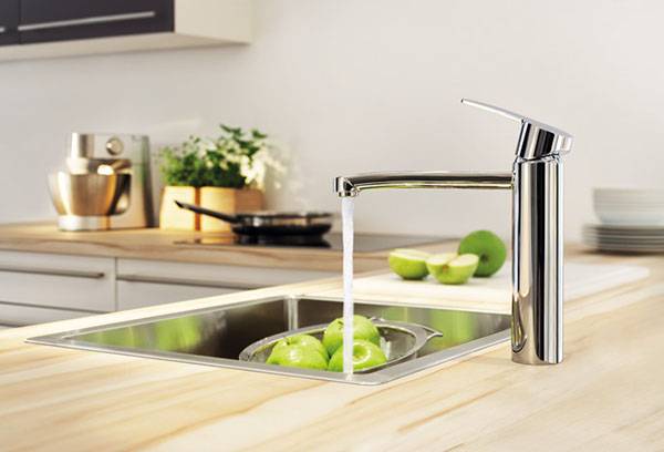 Kitchen faucet
