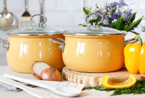 New enamel pans