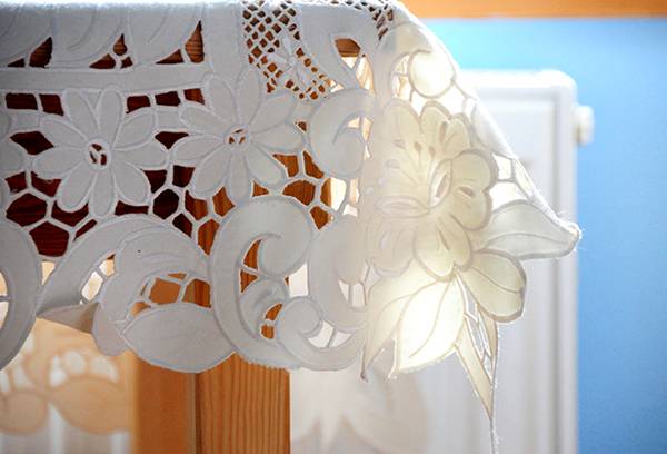 Vinyl lace tablecloth