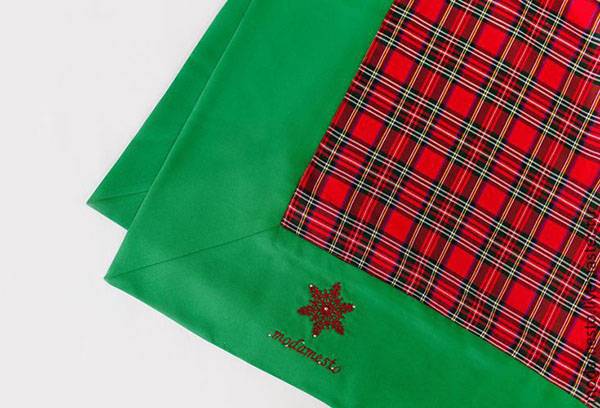 Polyester table textile