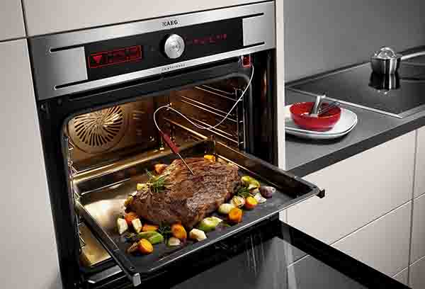Oven-baked meat