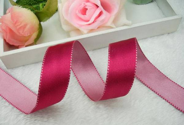 Decorative ribbon