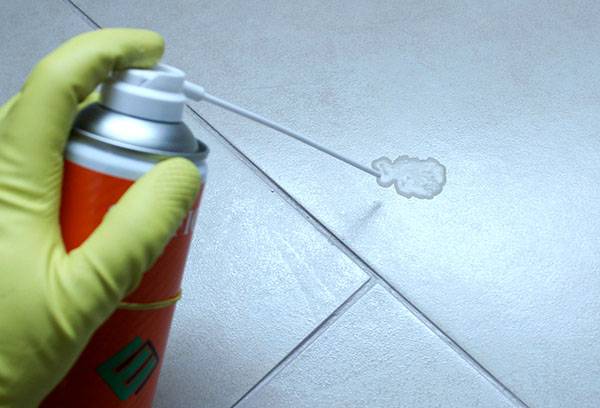 Dissolving Epoxy Stains