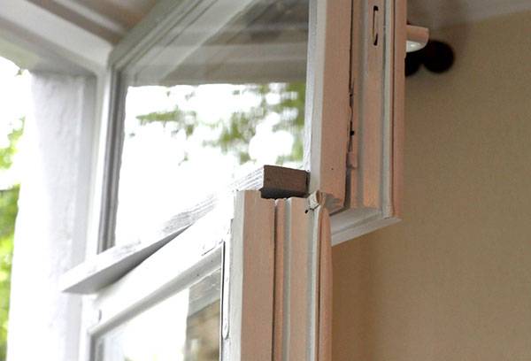 Insulated wooden window