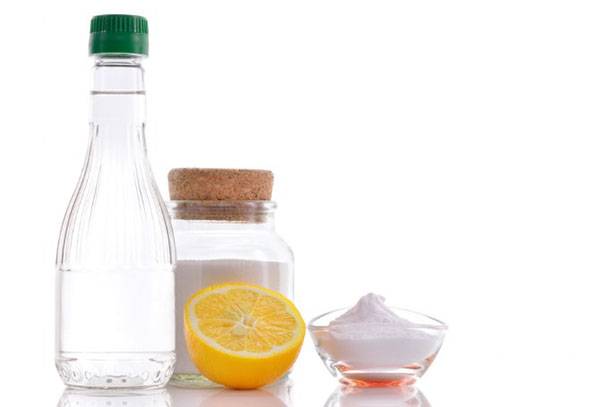 Vinegar, Soda and Lemon