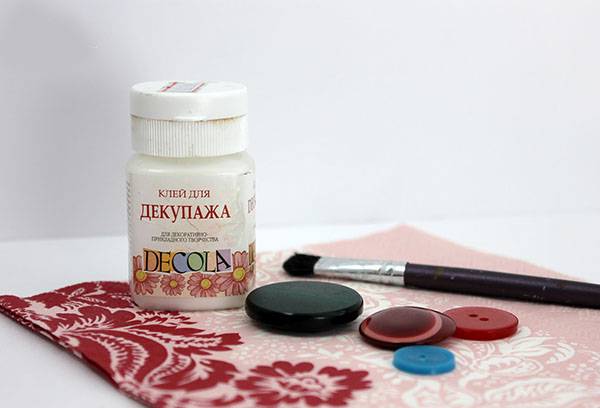 Decolou glue for decoupage