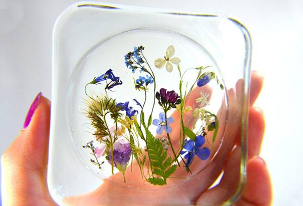 Cured Epoxy Flowers