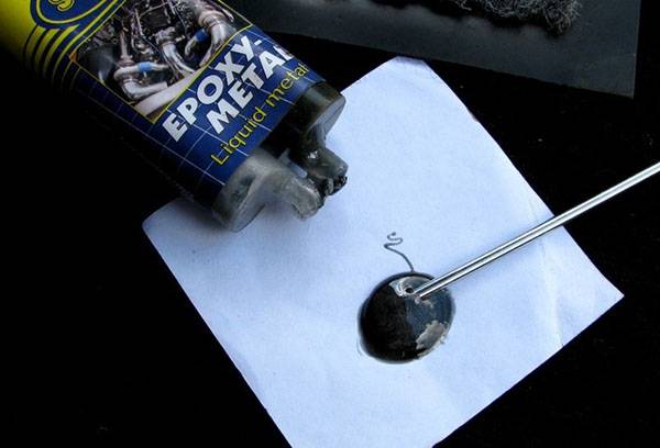 Epoxy adhesive dilution