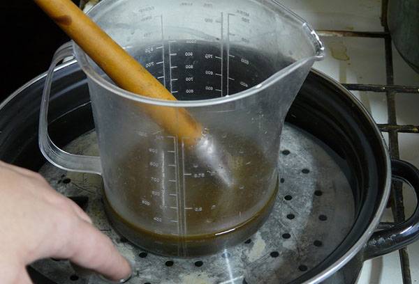 Making wood glue