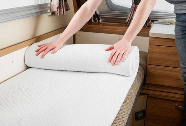 Curling Topper Mattress