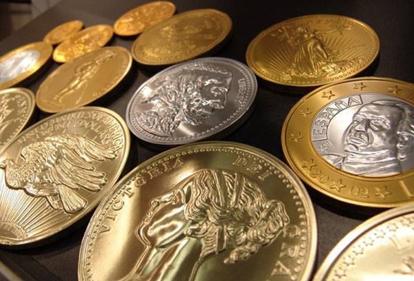 Peeled coins