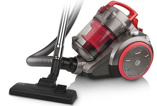 Vacuum cleaner with container