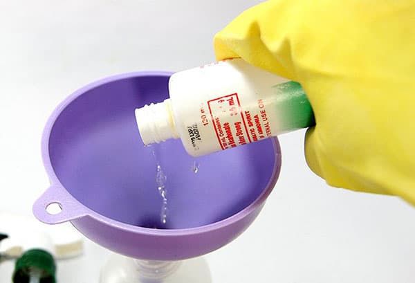 Hydrogen peroxide from mold